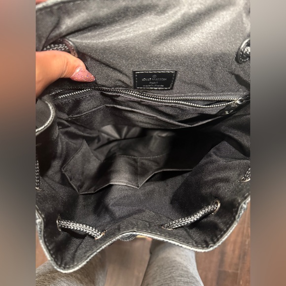 Louis Vuitton Christopher MM - Picture 7 of 16